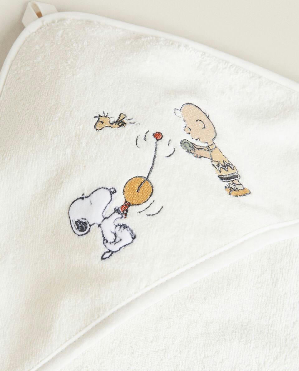 PEANUTS BABY CAPE