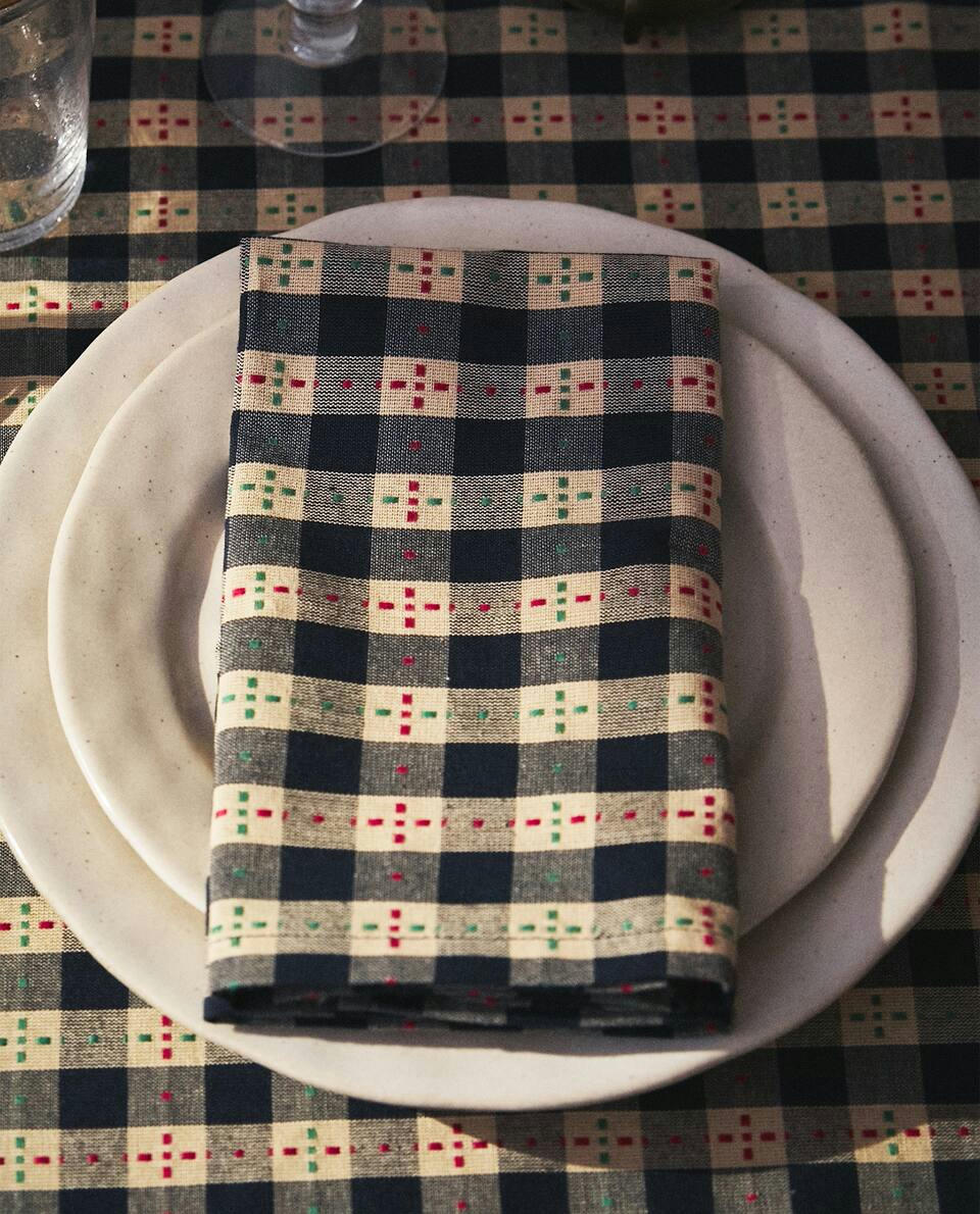 PACK OF CHECK CHRISTMAS NAPKINS (PACK OF 2)