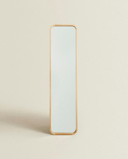 ROUND VERTICAL MIRROR WITH FRAME