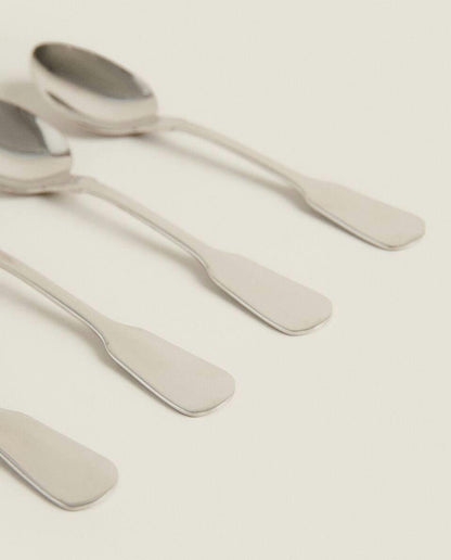 SET OF APPETISER SPOONS