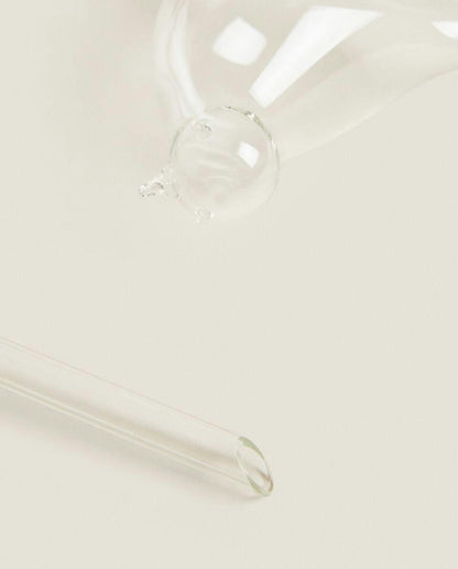 BOROSILICATE GLASS SELF-WATERING BUBBLE