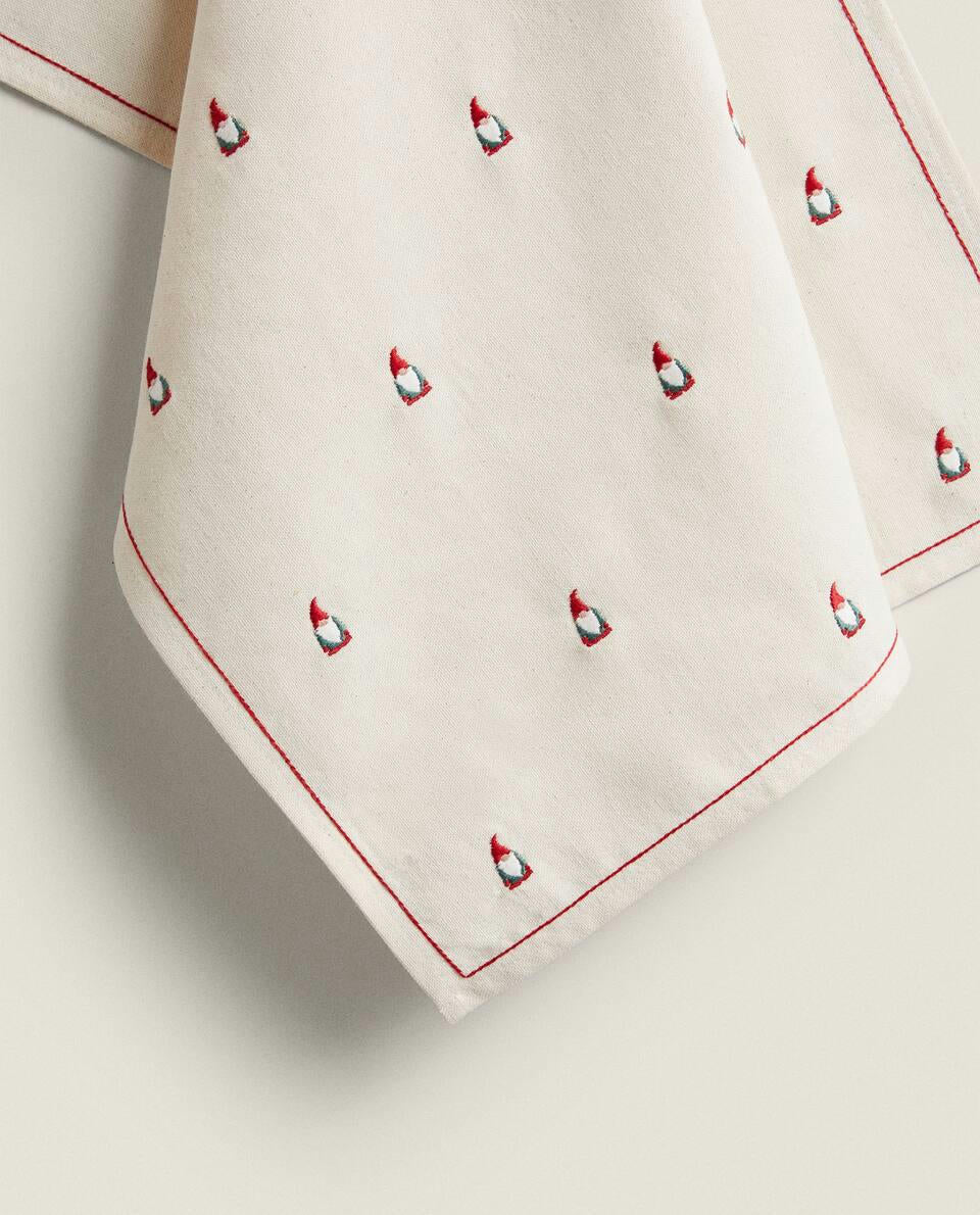 CHRISTMAS GNOME COTTON TEA TOWEL