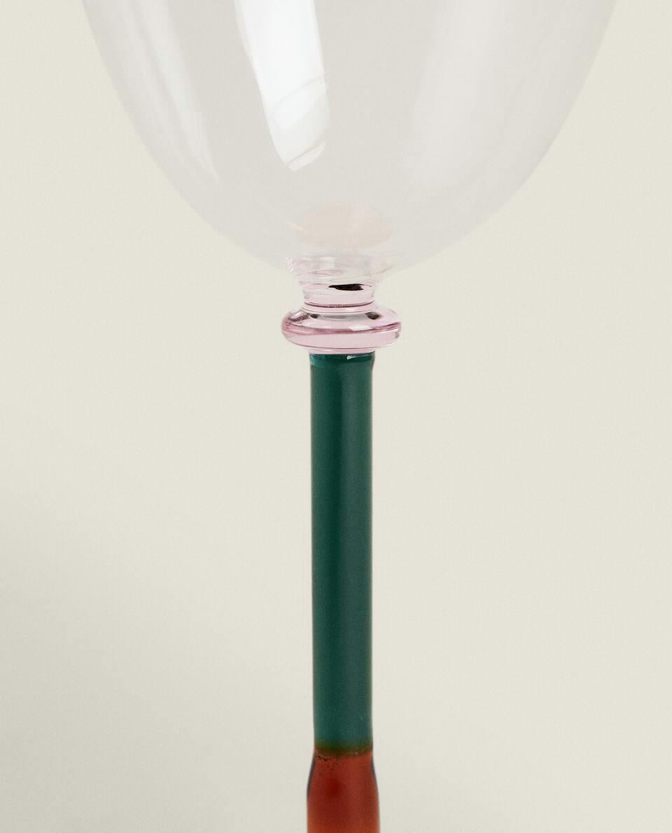 BOROSILICATE GLASS WITH COLOURED STEM