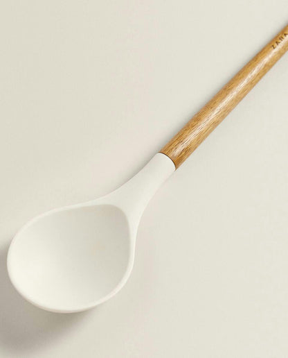 SILICONE AND WOODEN SPOON