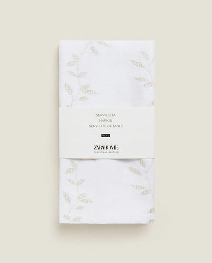 PACK OF CHRISTMAS LEAF COTTON NAPKINS (PACK OF 2)