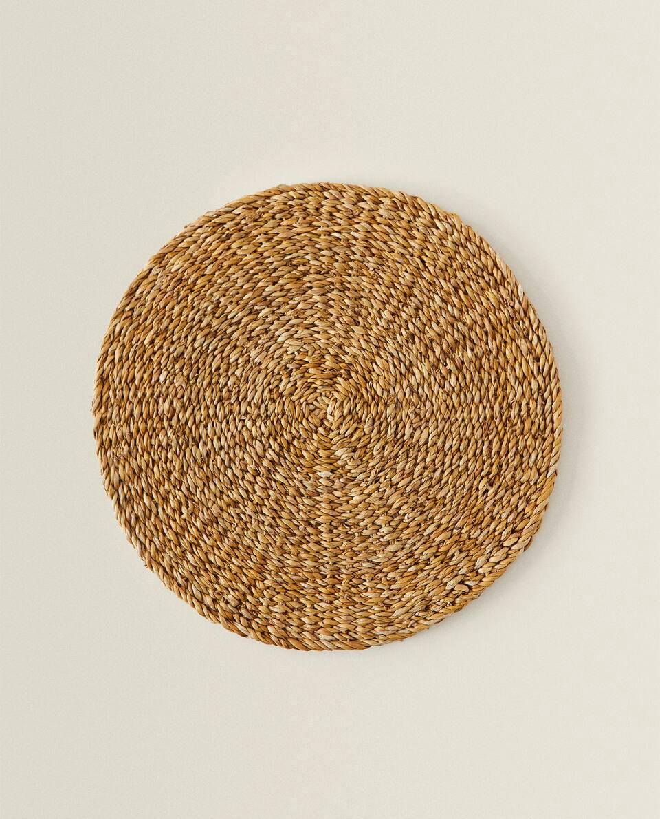 WOVEN FIBRE PLACEMAT