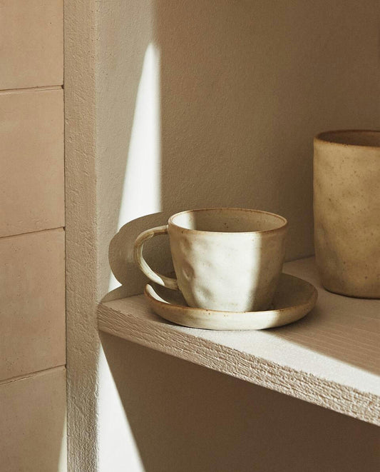 TEXTURED STONEWARE BREAKFAST SET