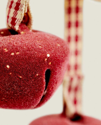 SLEIGH BELL CASCADE CHRISTMAS DECORATION