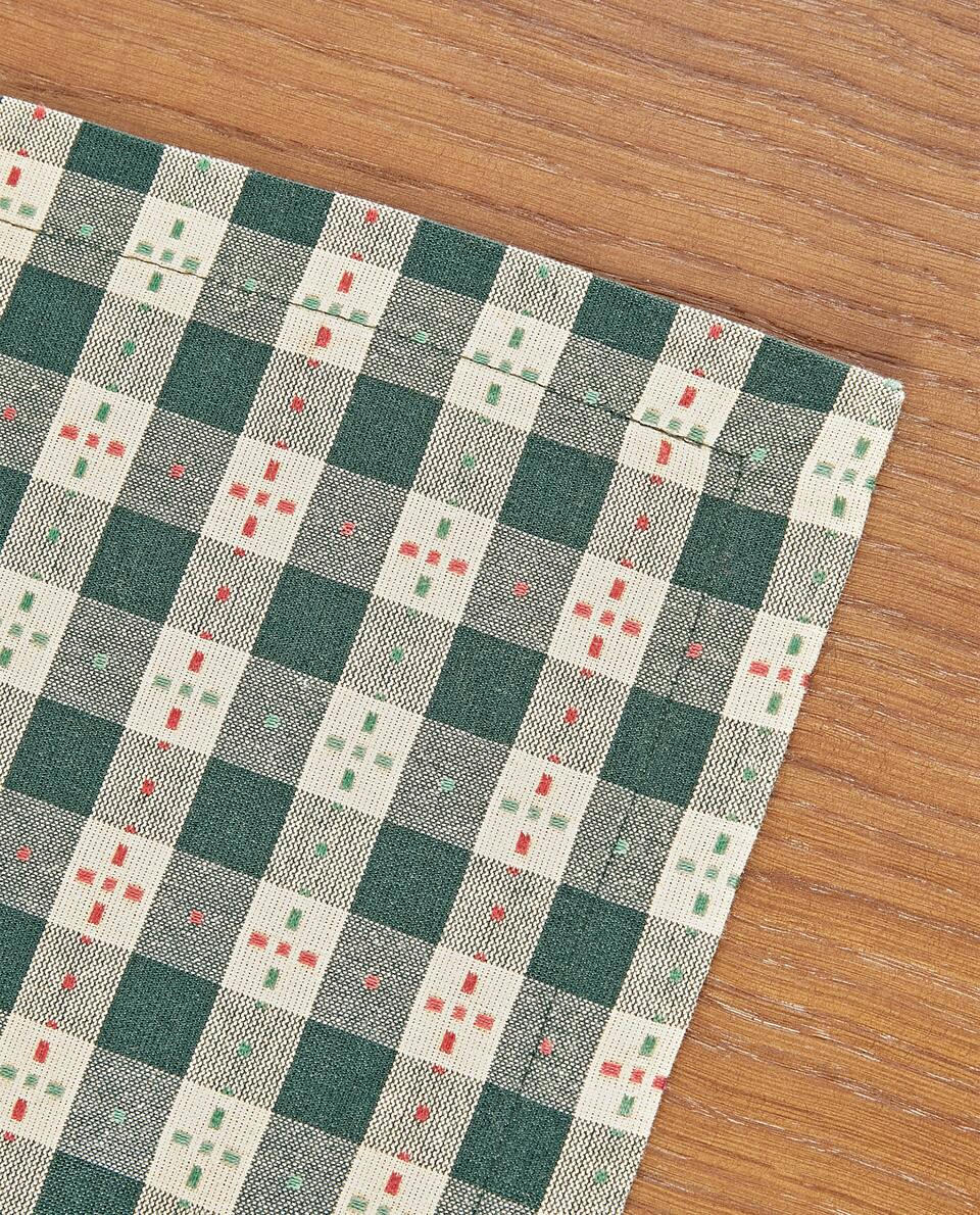 PACK OF CHECK CHRISTMAS PLACEMATS (PACK OF 2)