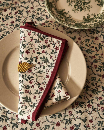 PACK OF COTTON CHRISTMAS VINE NAPKINS (PACK OF 2)