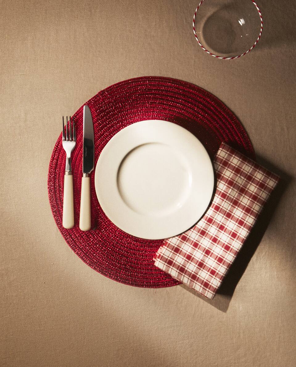 PACK OF METALLIC PLACEMATS (PACK OF 2)