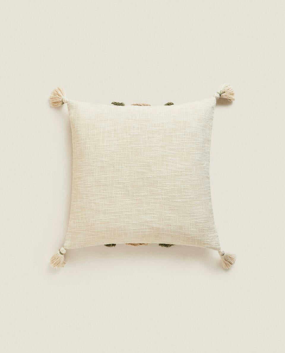TUFTING CUSHION COVER