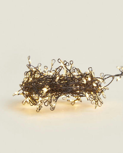 WIRE CHRISTMAS LIGHT STRAND