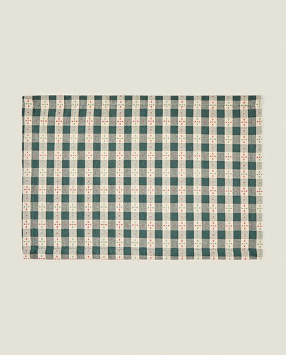 PACK OF CHECK CHRISTMAS PLACEMATS (PACK OF 2)