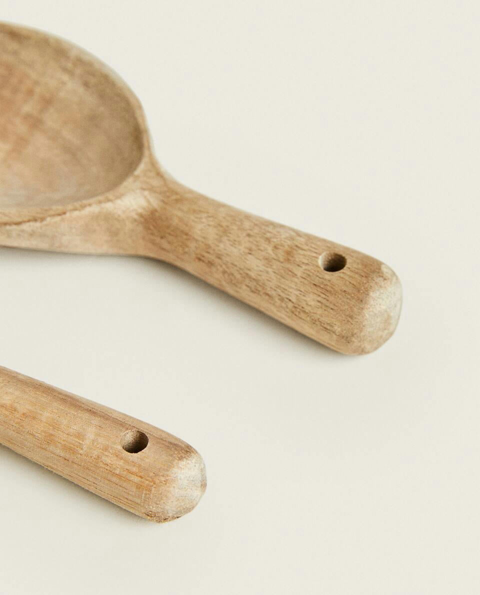 WOODEN SCOOPS (PACK OF 2)