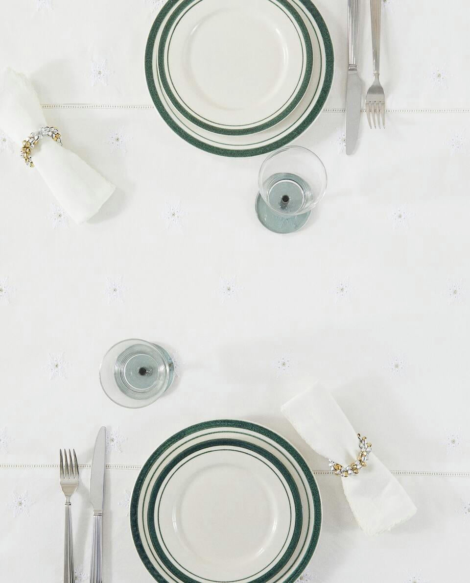 EMBROIDERED COTTON CHRISTMAS TABLECLOTH WITH FRILL