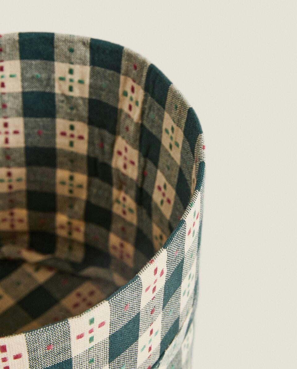 CHRISTMAS CHECK BREAD BASKET