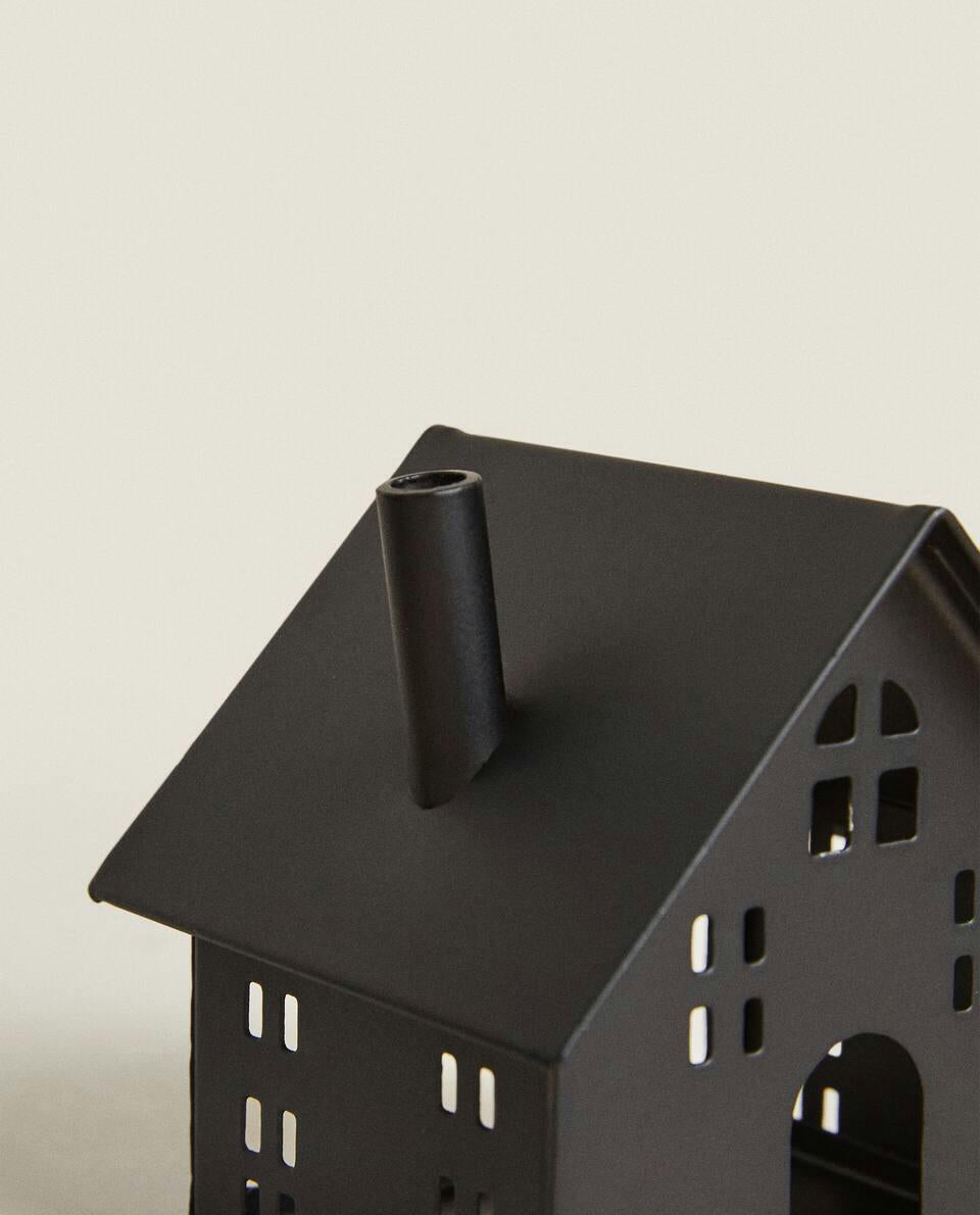 CHRISTMAS HOUSE DECORATION