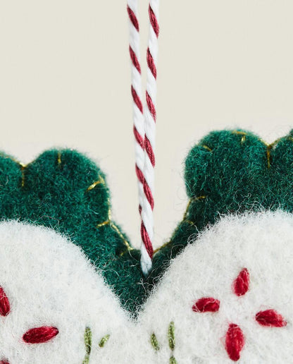 FELT HEART CHRISTMAS DECORATION