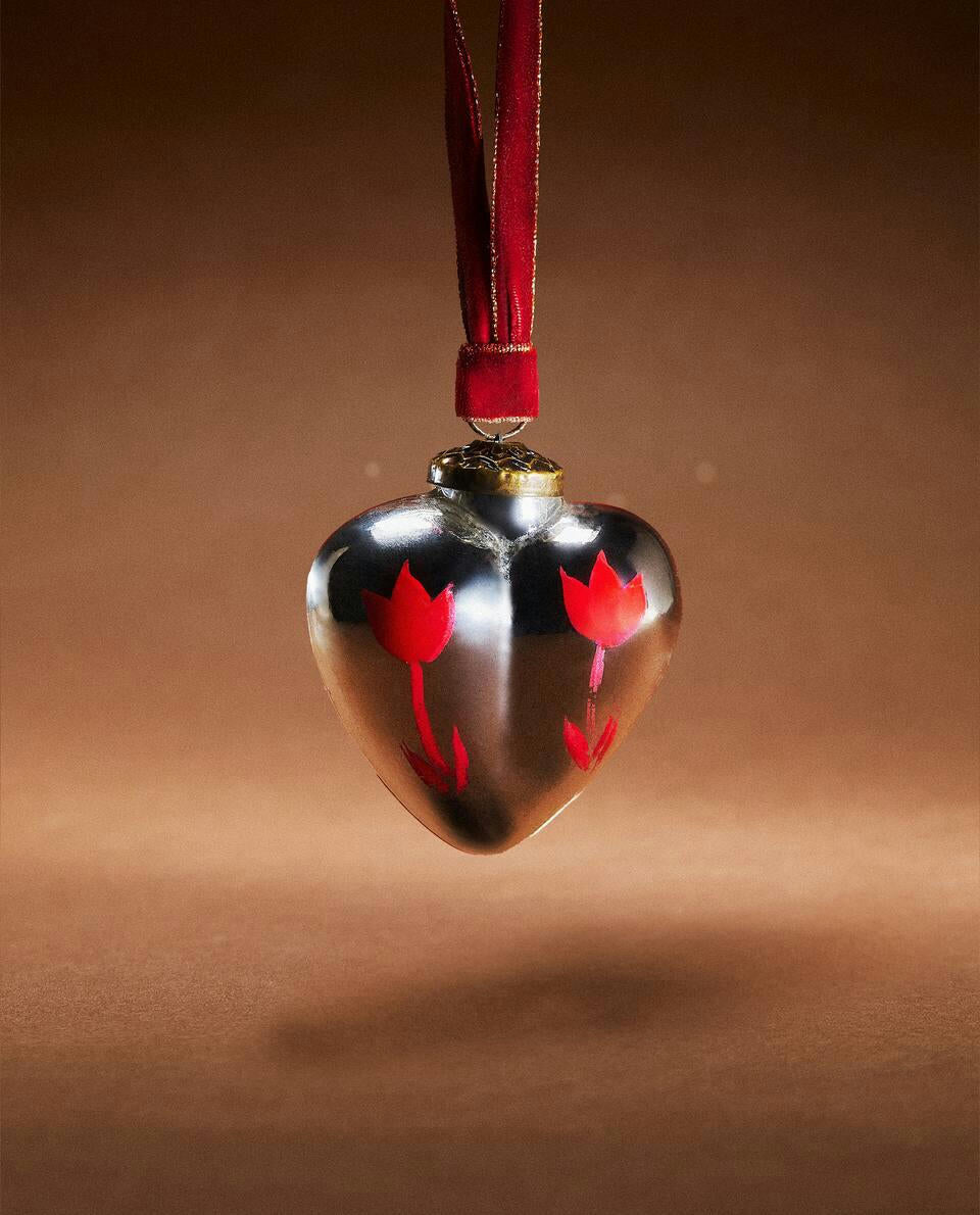 GLASS HEART CHRISTMAS DECORATION